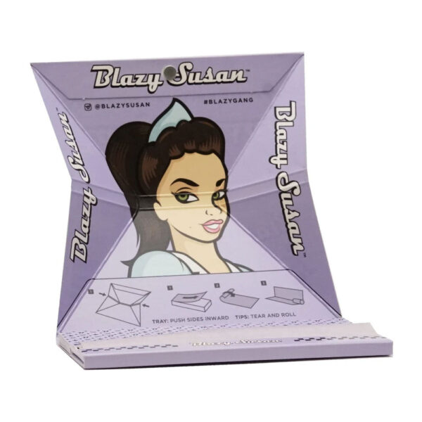Blazy Susan Purple Deluxe Kit (King Size Rolling Papers with Tips & Tray)